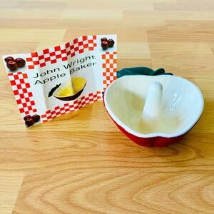 NWOT CAST IRON APPLE BAKER